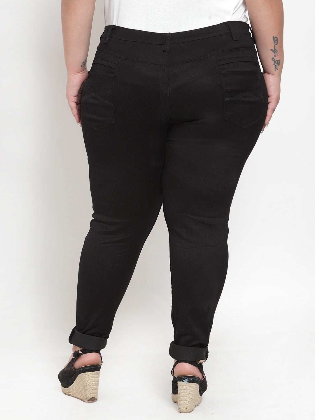 Plus Size Women Black Regular Fit Mid-Rise Clean Look Jeans