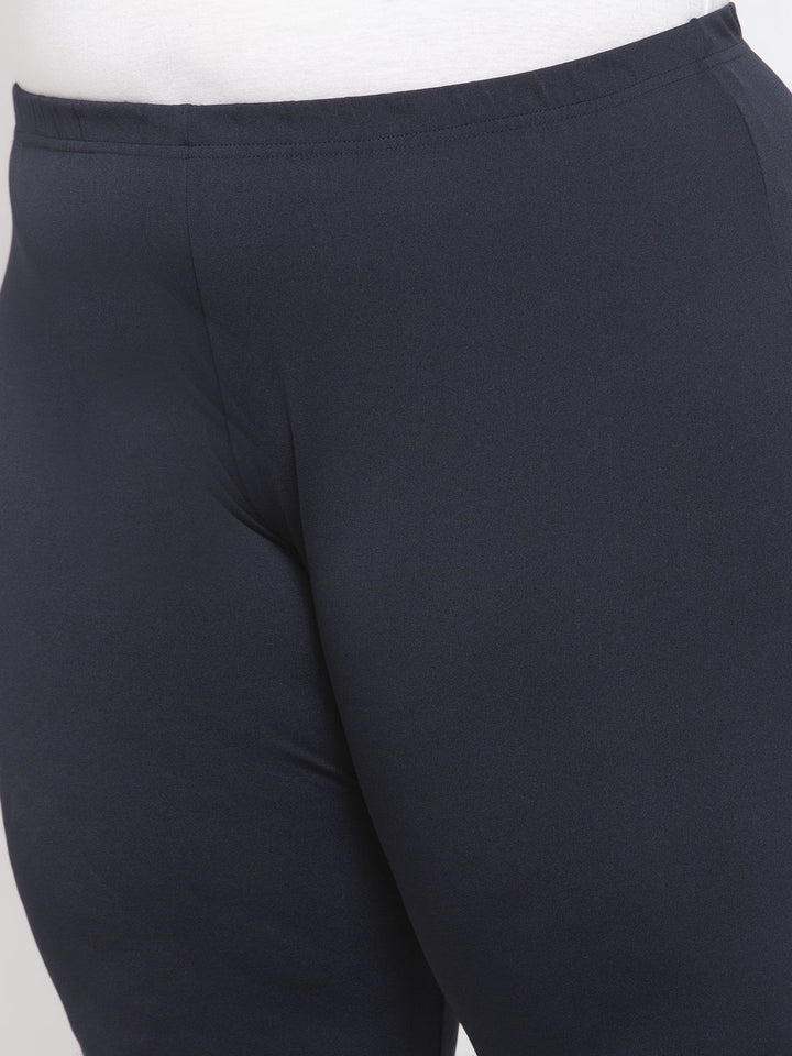 Plus Size Women Black Capris