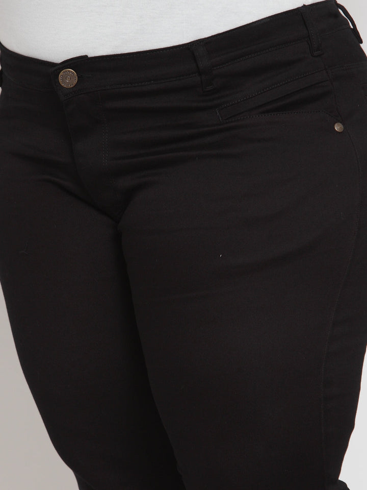Plus Size Women Black Regular Fit Mid-Rise Clean Look Jeans