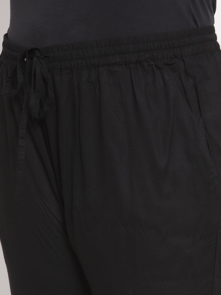 Plus Size Women Black Solid Wide Leg Palazzos