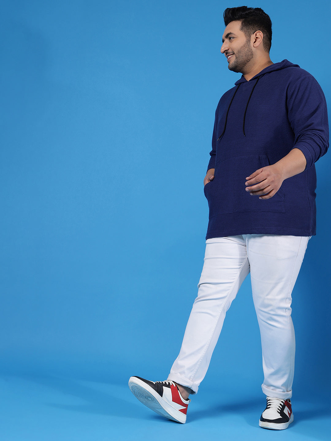 Solid Full Sleeve Hooded Sweatshirt