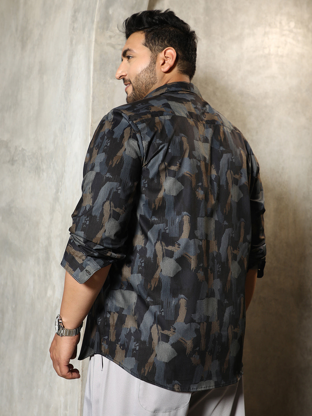 Fray-Stroke Imprint Shirt