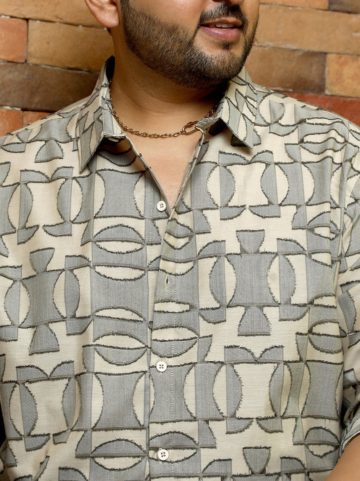 Geometric-Curve Jacquard Shirt
