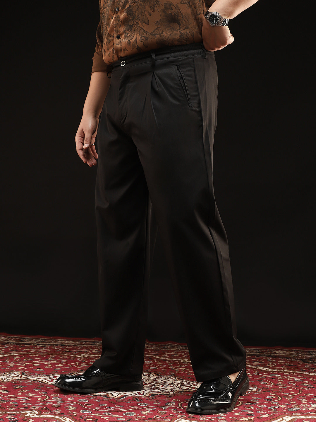 Straight-Fit Pleated Trousers