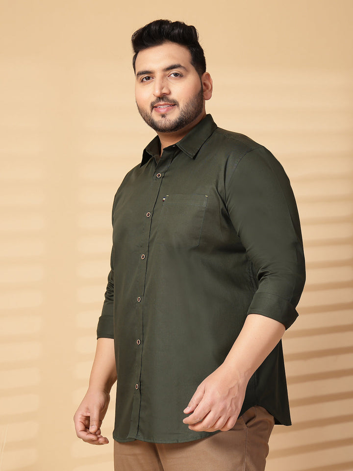 Plus Size Men  Oversized Fit Spread Collar Solid Cotton Casual Shirt