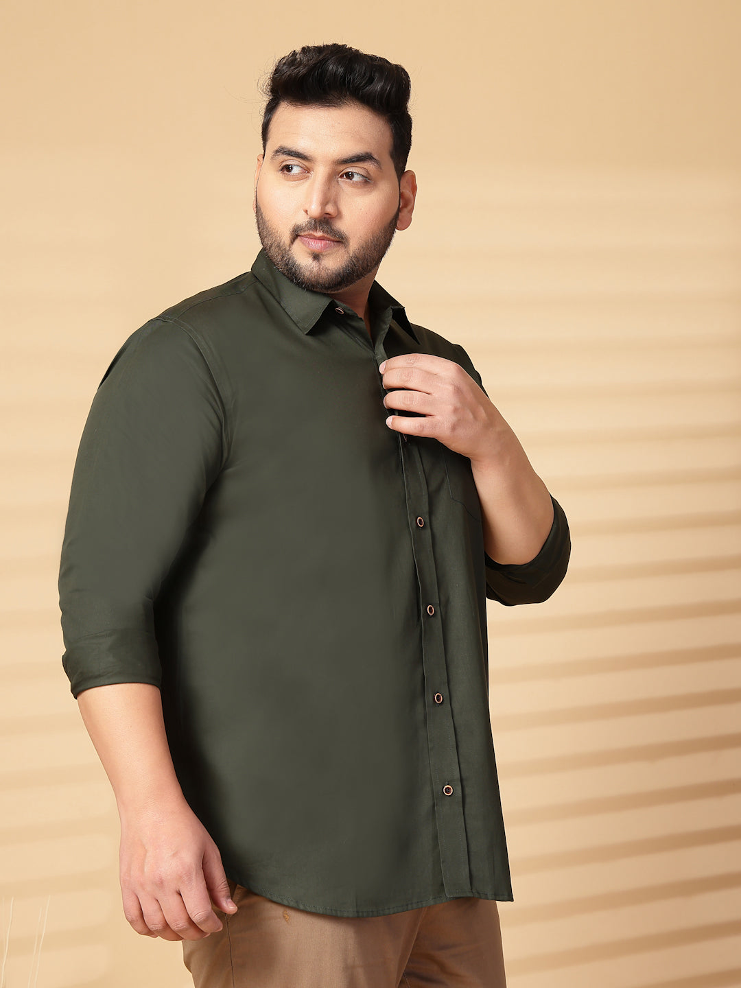 Plus Size Men  Oversized Fit Spread Collar Solid Cotton Casual Shirt