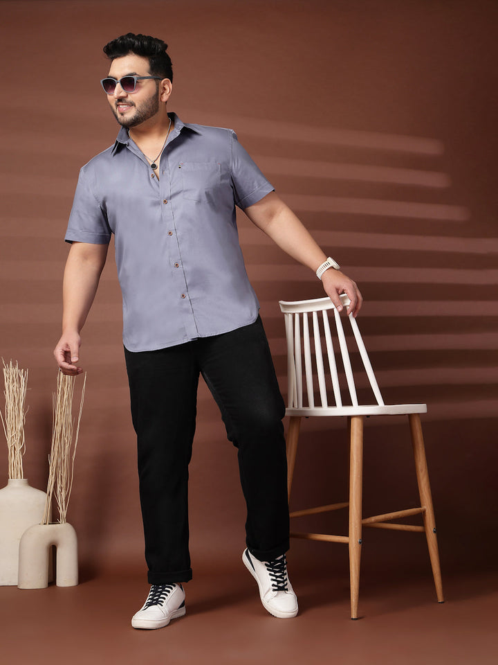 Plus Size Men  Oversized Fit Spread Collar Solid Cotton Casual Shirt