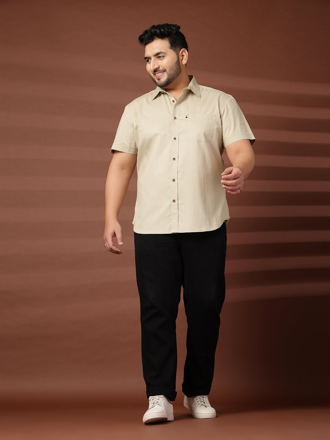 Plus Size Men  Oversized Fit Spread Collar Solid Cotton Casual Shirt