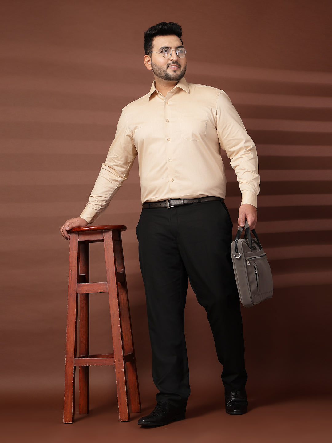 Plus Size Men  Oversized Fit Spread Collar Solid Cotton Formal Shirt