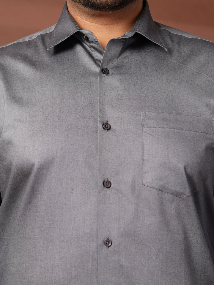 Plus Size Men Spread Collar Solid Cotton Formal Shirt