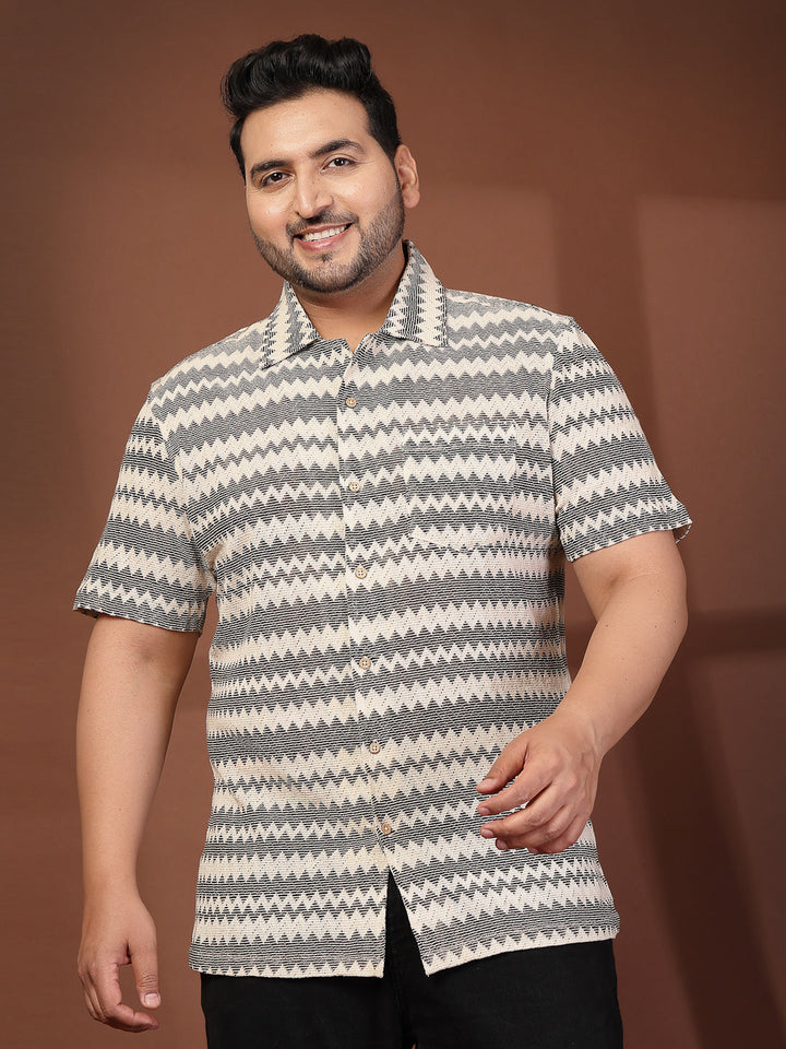 Plus Size Cuban Collar Crochet Resist Shirt