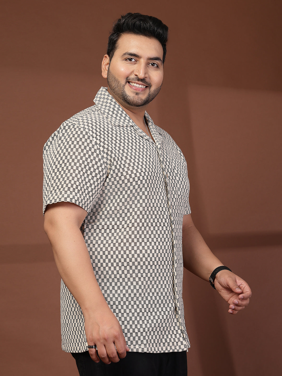 Plus Size Cuban Collar Crochet Resist Shirt