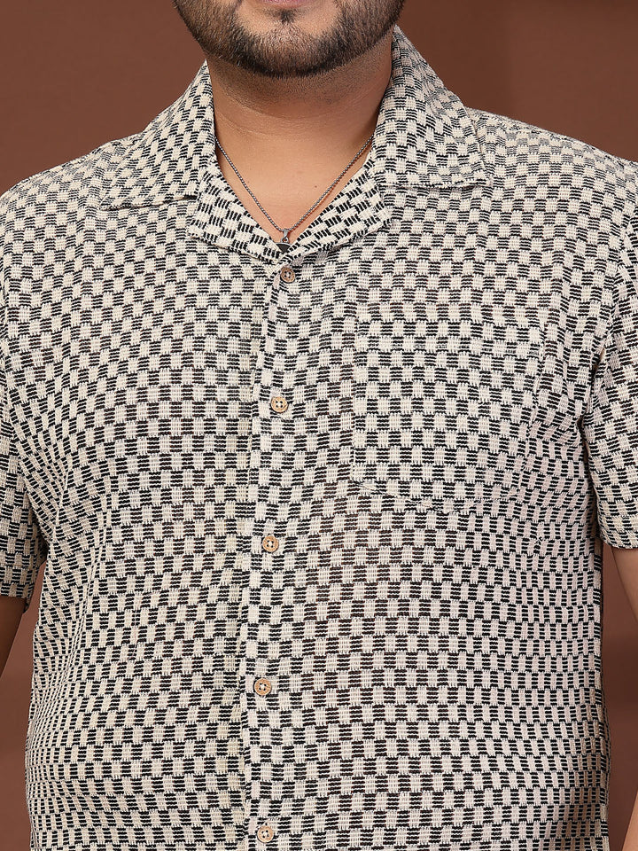 Plus Size Cuban Collar Crochet Resist Shirt