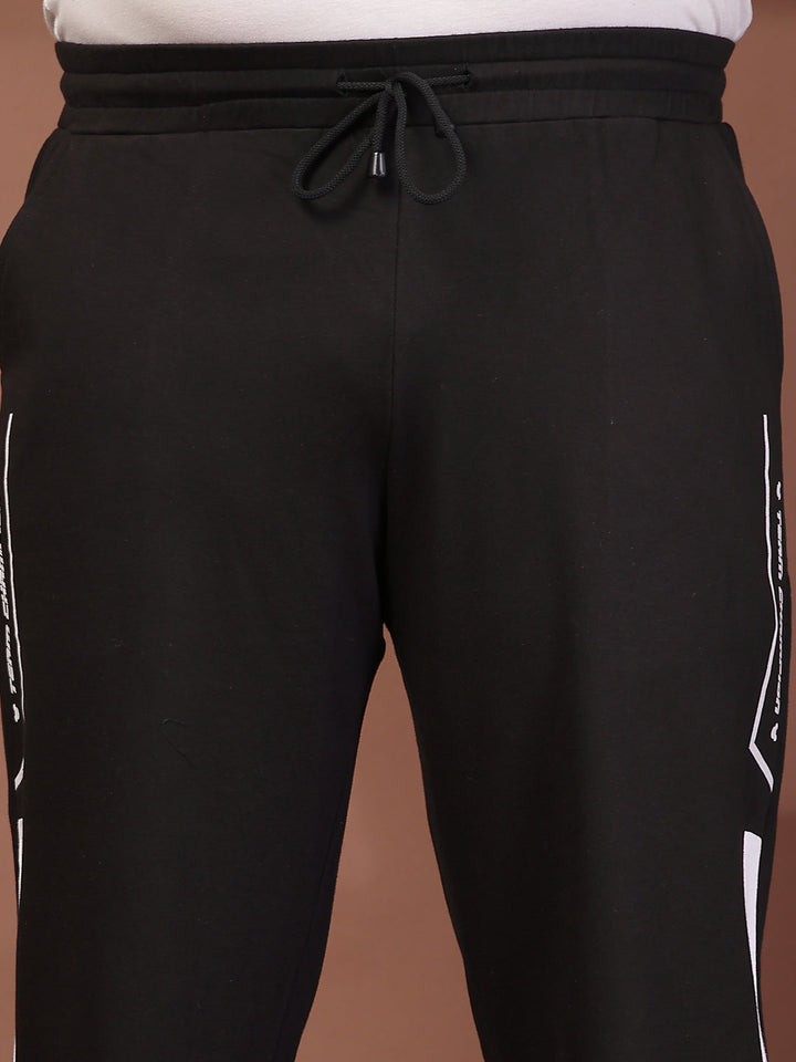 Plus Size Men Printed Mid-Rise Regular Fit Track Pant