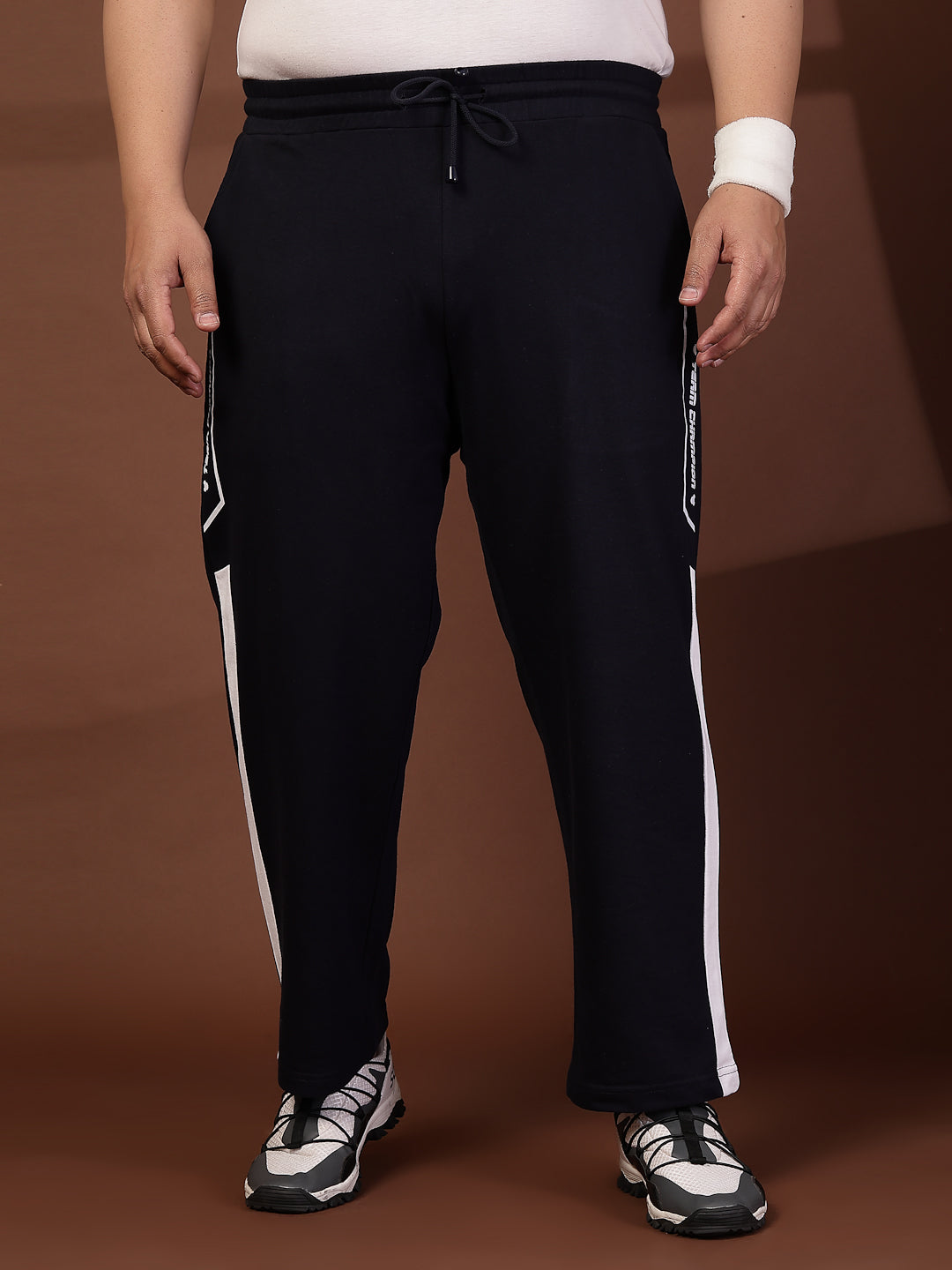 Plus Size Men Mid-Rise Stretchable Track Pants