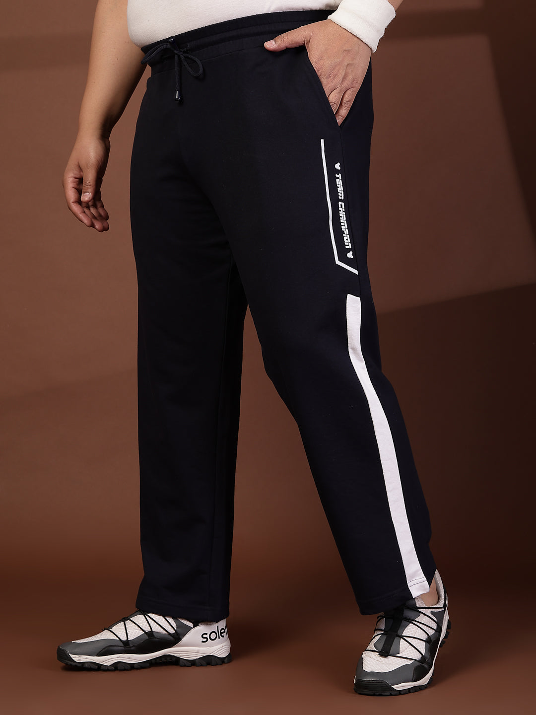 Plus Size Men Mid-Rise Stretchable Track Pants