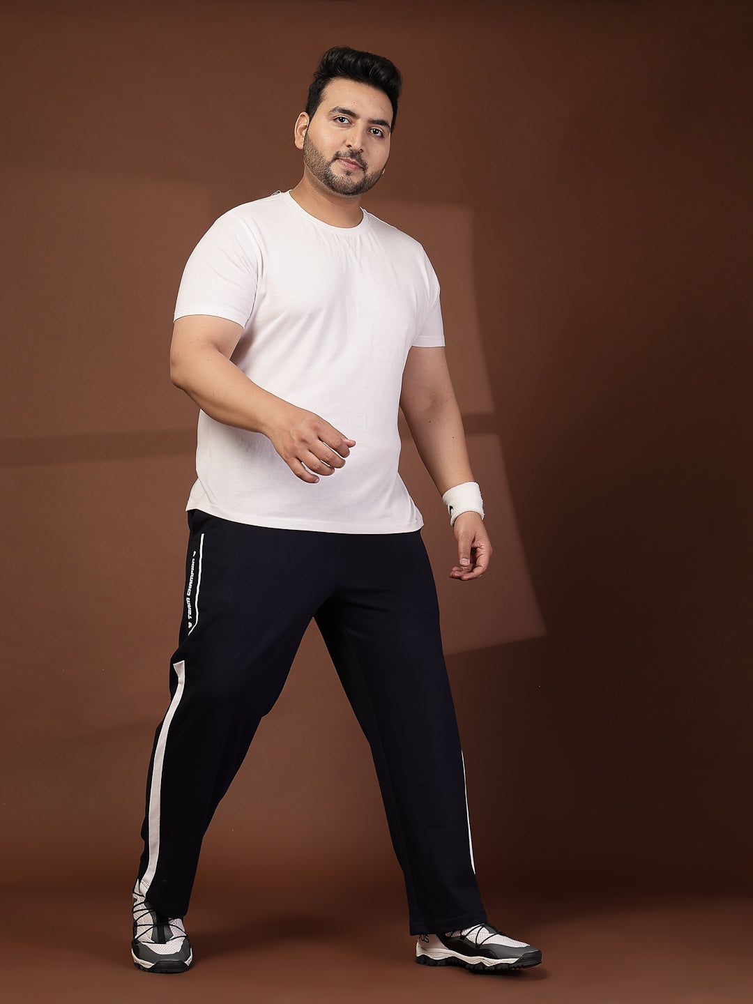 Plus Size Men Mid-Rise Stretchable Track Pants