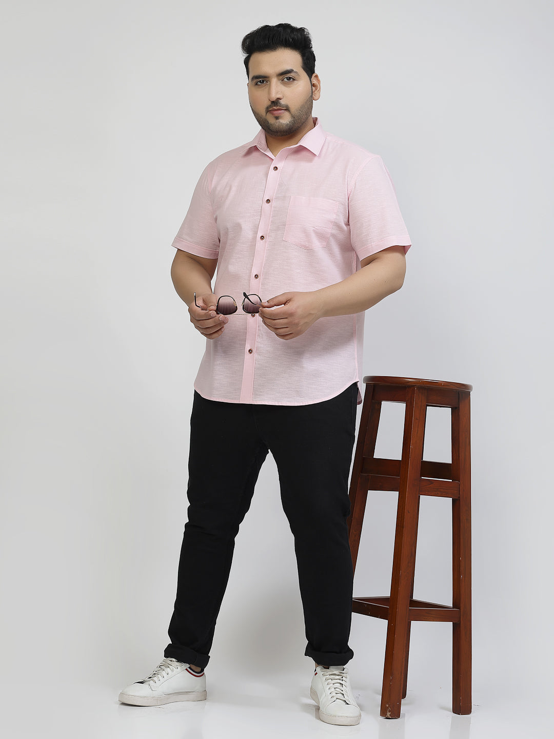 Plus Size Spread Collar Short Sleeves Cotton Shirt