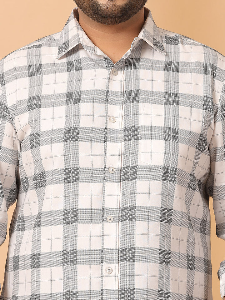 Plus Size Men Spread Collar Tartan Checked Cotton Casual Shirt