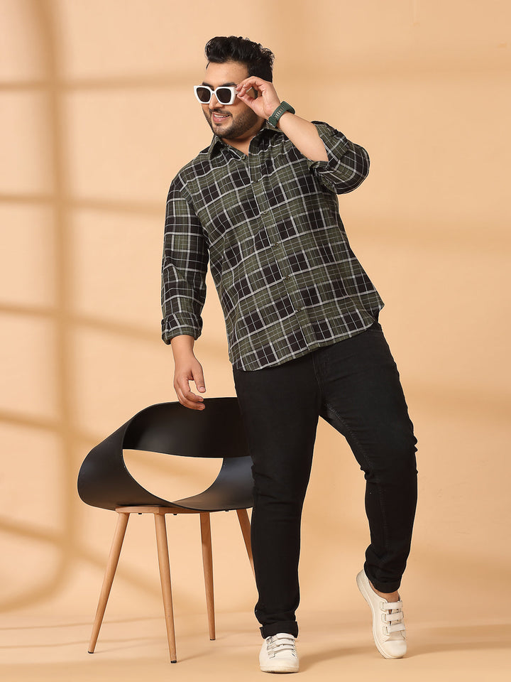 Plus Size Men Spread Collar Tartan Checked Cotton Casual Shirt
