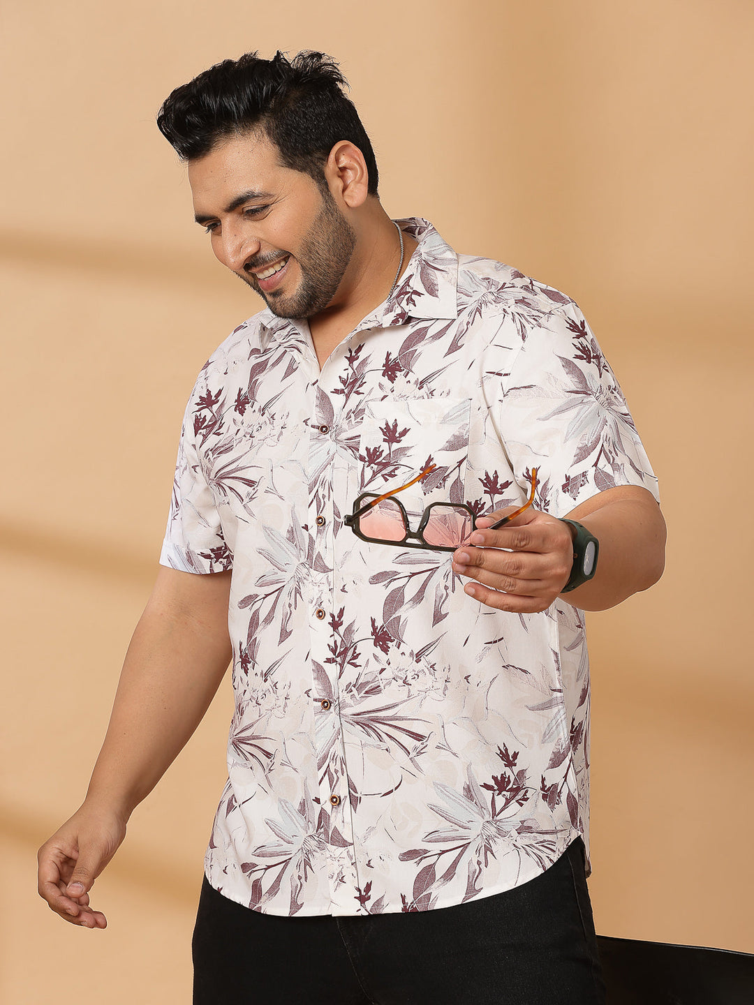 Plus Size Floral Printed Spread Collar Short Sleeves Cotton Shirt