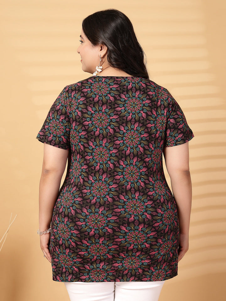 Plus Size Women Floral Printed T-shirt