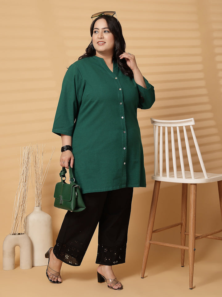 Plus Size Women Black Solid Wide Leg Palazzos