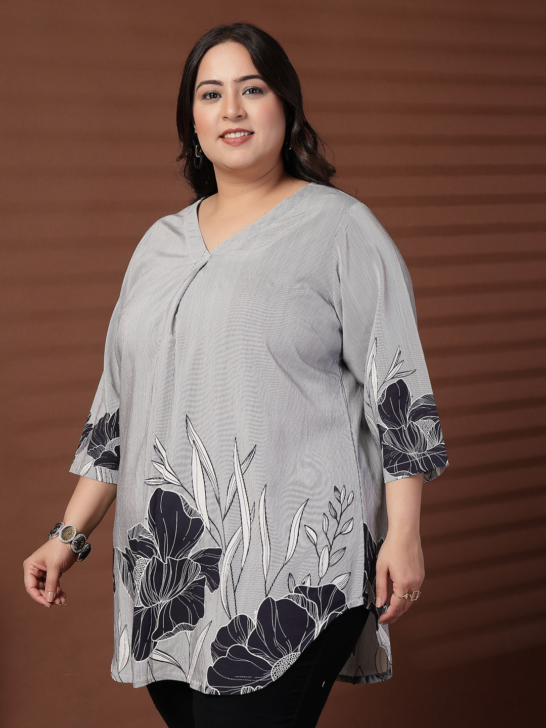 Plus Size  Tropical Printed V-Neck Longline Top