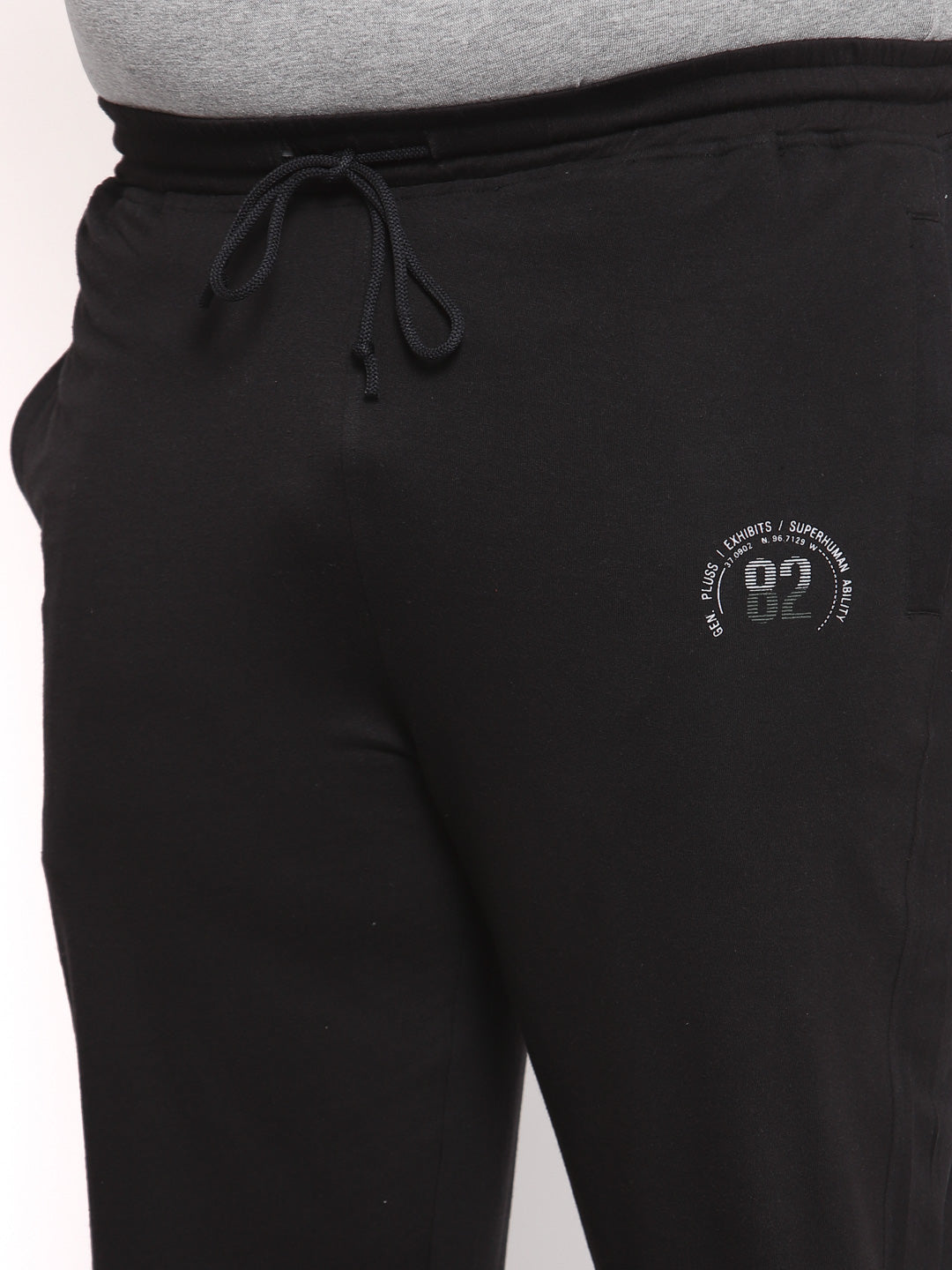 Plus Size Men Black Solid Straight-Fit Track Pants
