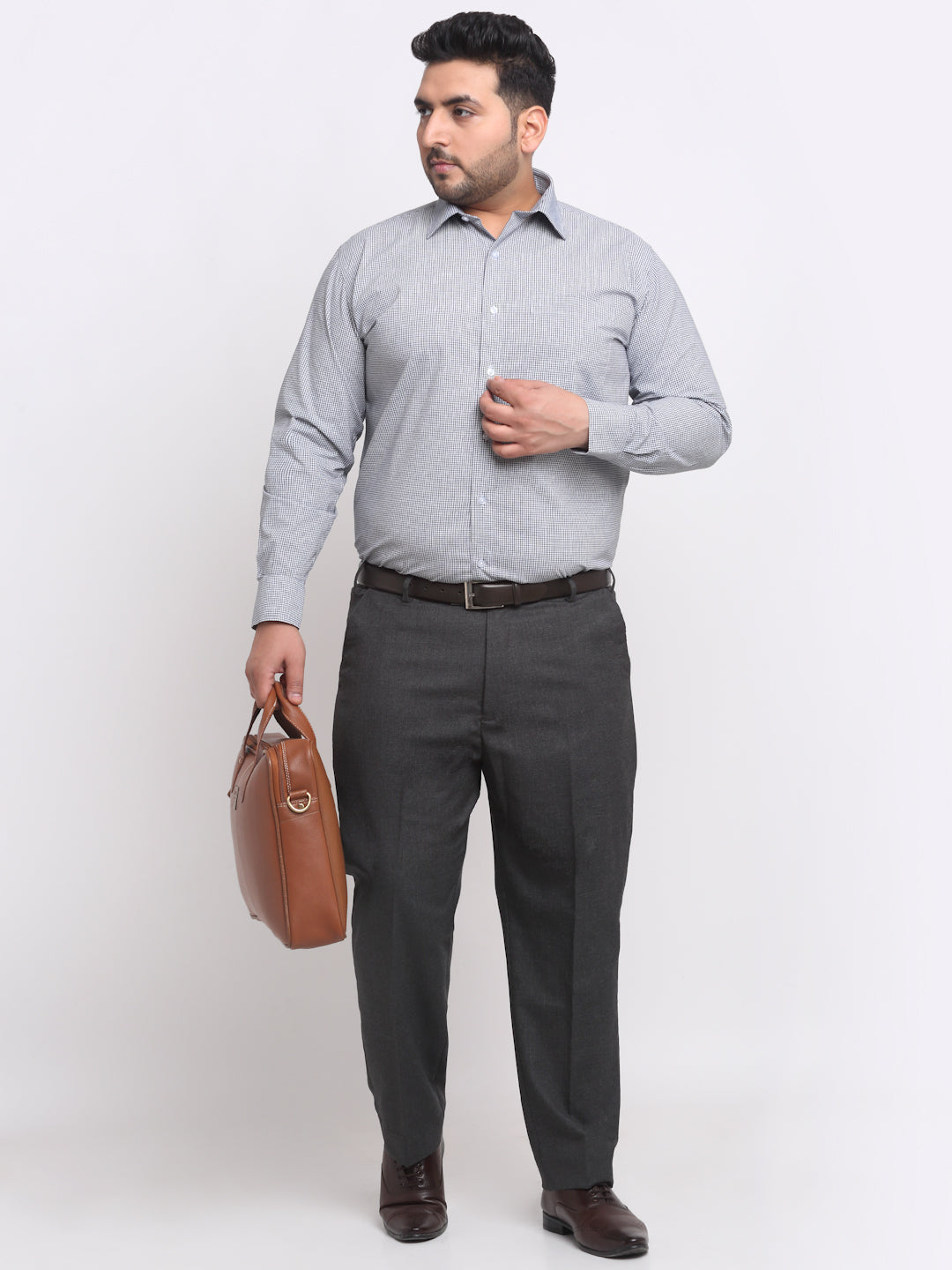 Plus Size  Black Spread Collar Opaque Cotton Formal Shirt