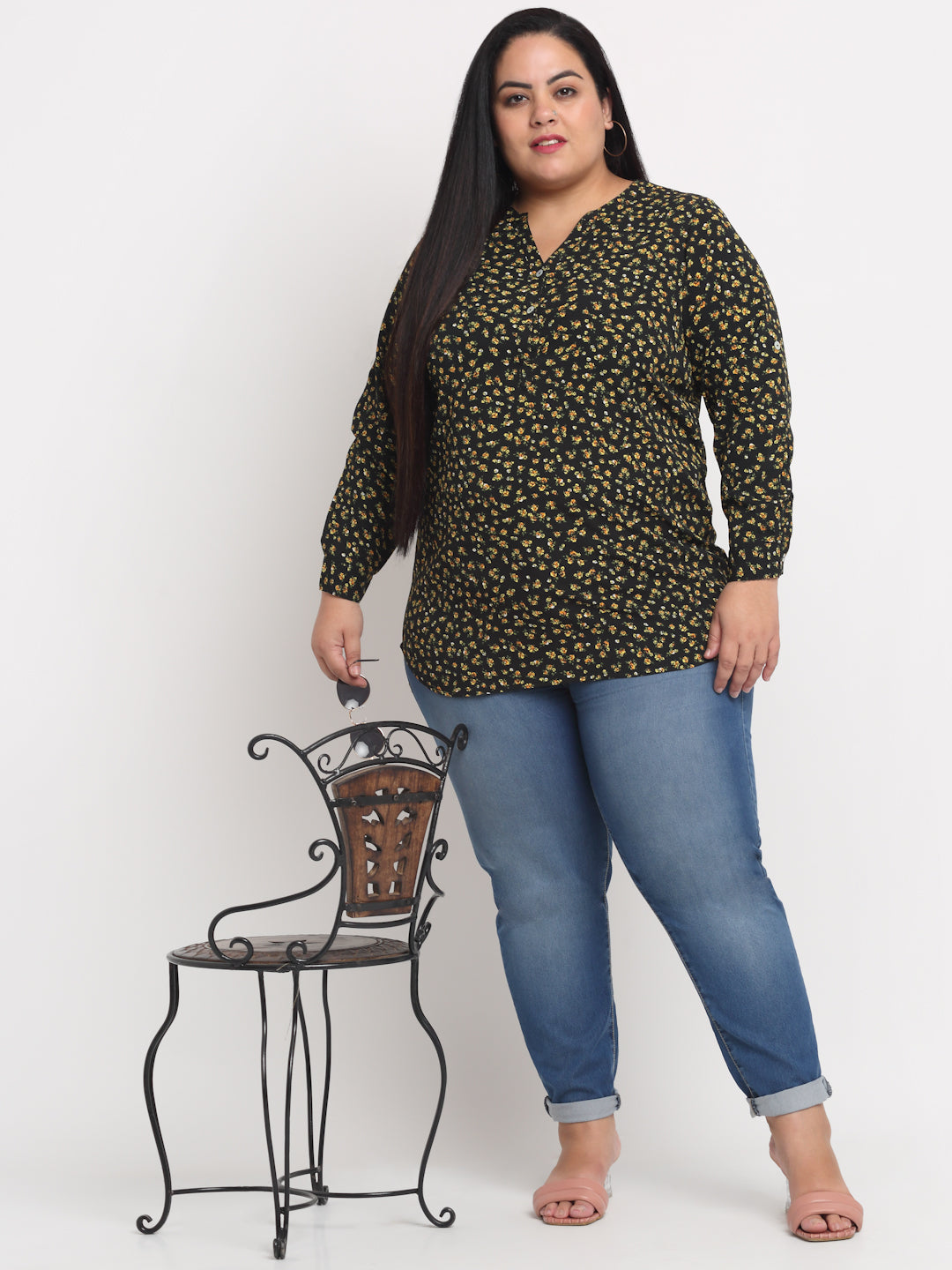 Plus Size Women  Black  Yellow Floral Printed Top