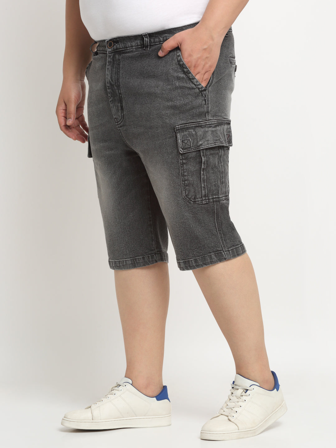 Plus Size Men Washed Mid Rise Cotton Denim Shorts