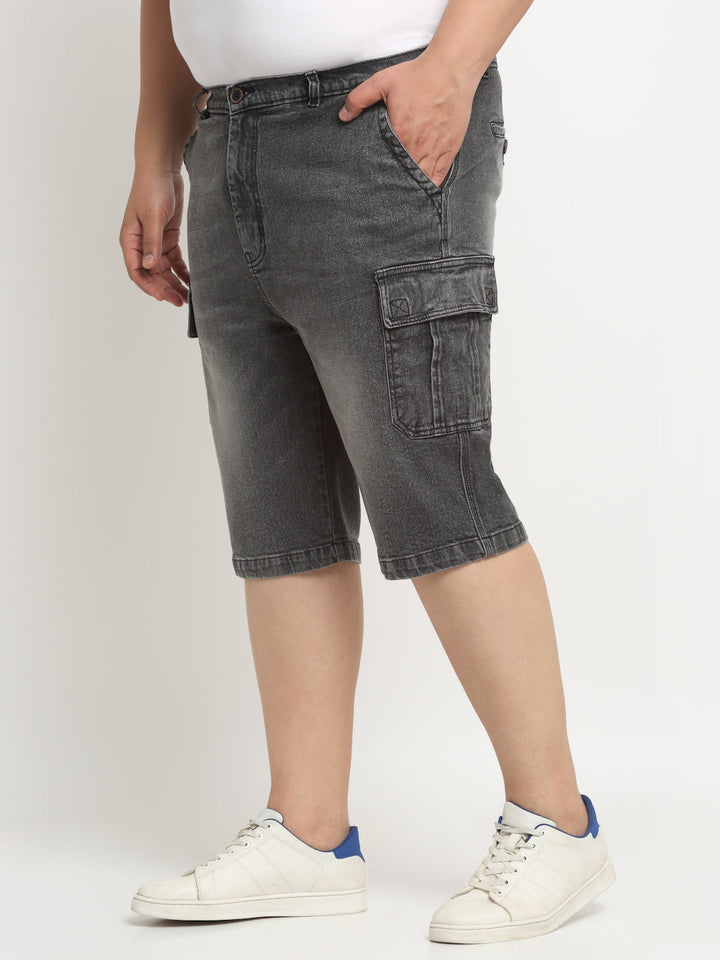 Plus Size Men Washed Mid Rise Cotton Denim Shorts