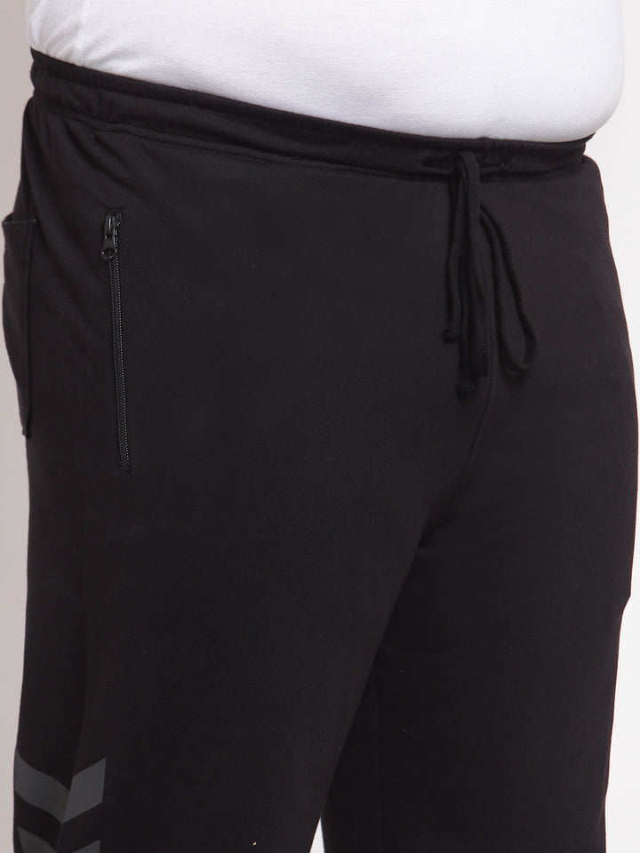 Plus Size Men Black Solid Straight-Fit Track Pants
