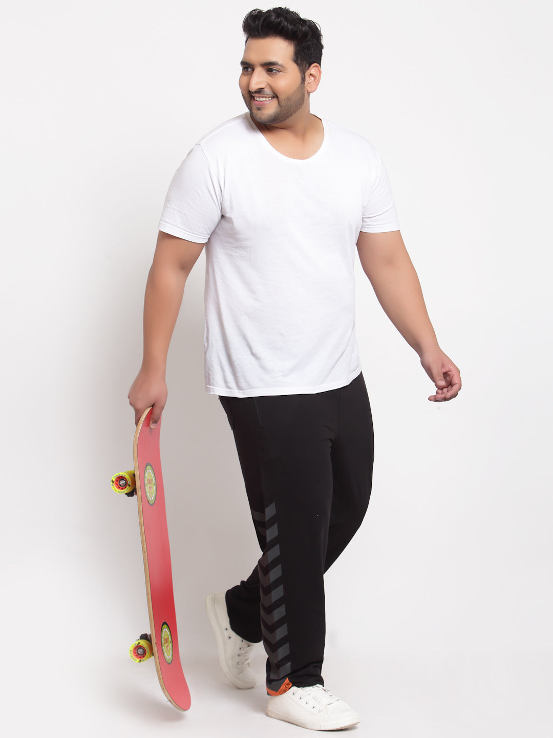 Plus Size Men Black Solid Straight-Fit Track Pants