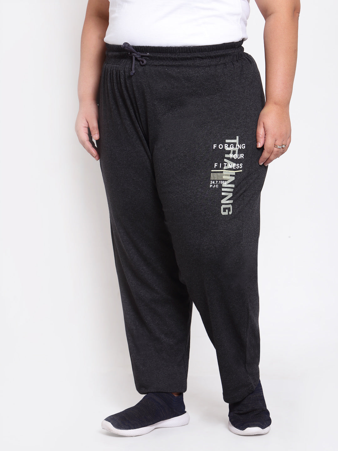 Plus Size Women Grey Solid Straight Fit Track Pants