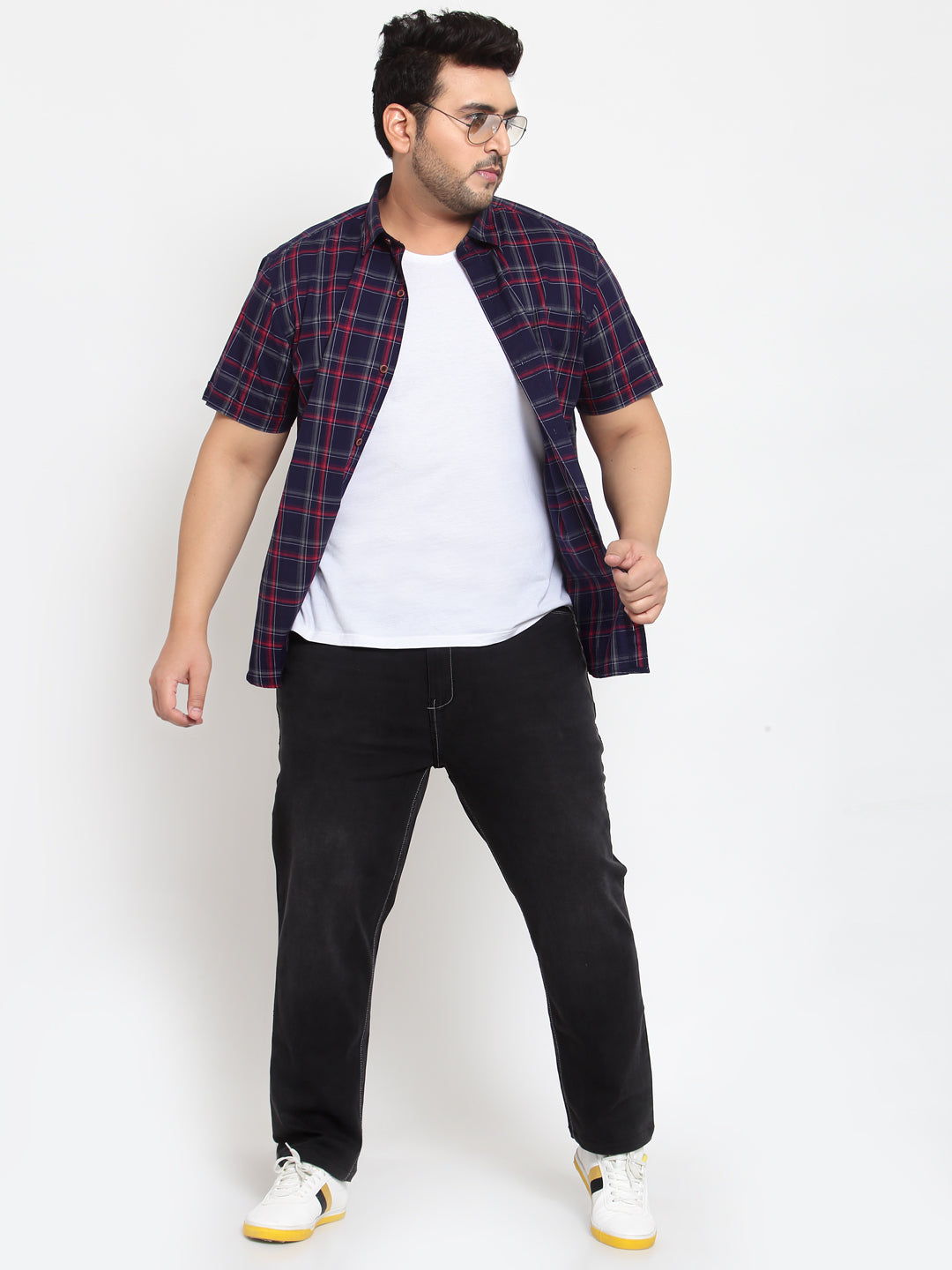 Plus Size Men Black Regular Fit Mid-Rise Clean Look Jeans