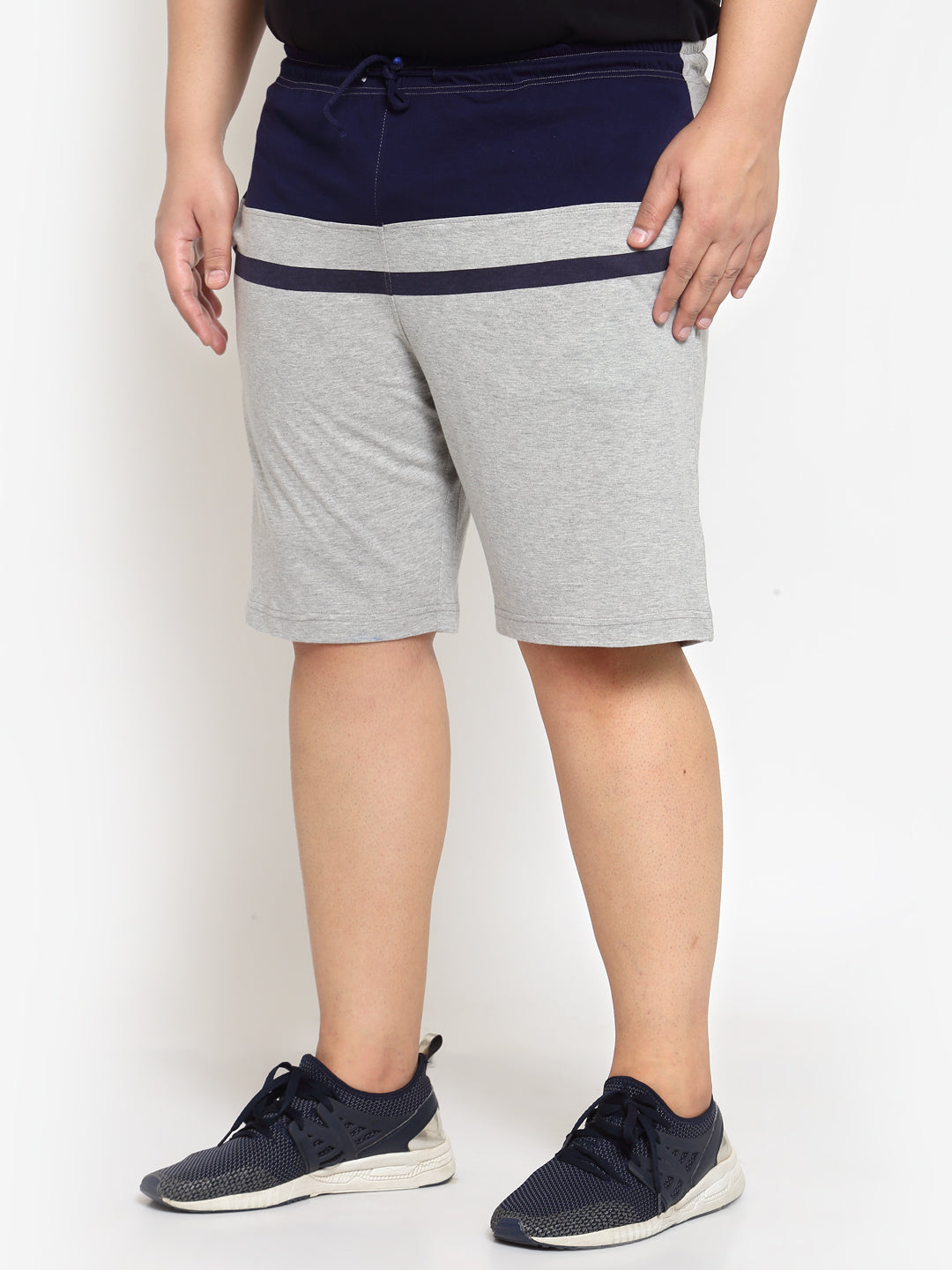 Plus Size Men Grey Colourblocked Mid-Rise Regular Shorts