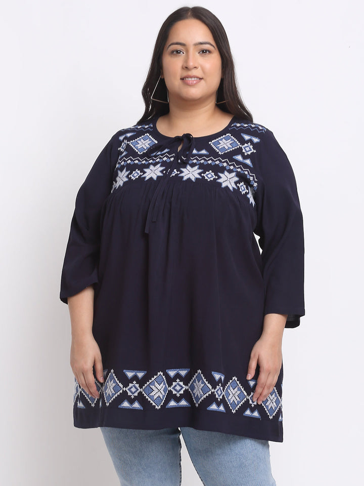 Plus Size  Geometric Embroidered Keyhole Neck Top