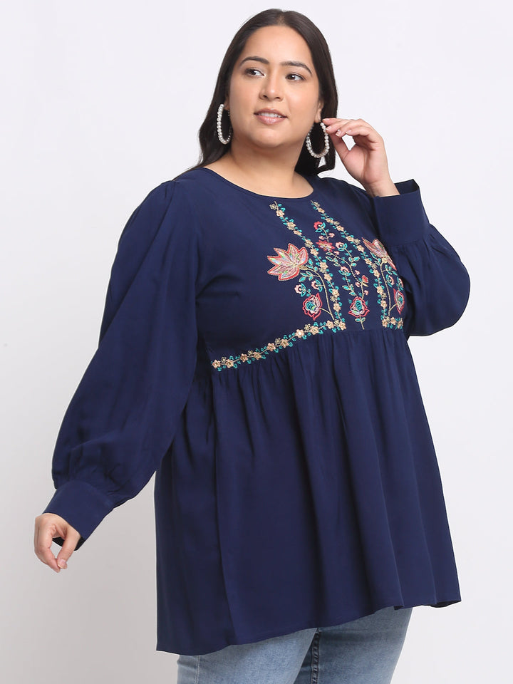 Plus Size  Floral Embroidered Top