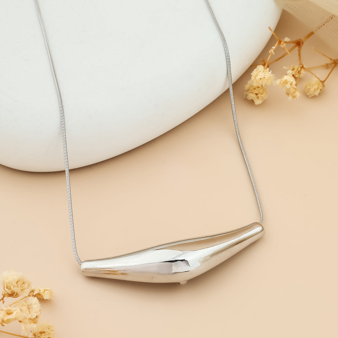 Silver plated western minimal locket neck chain