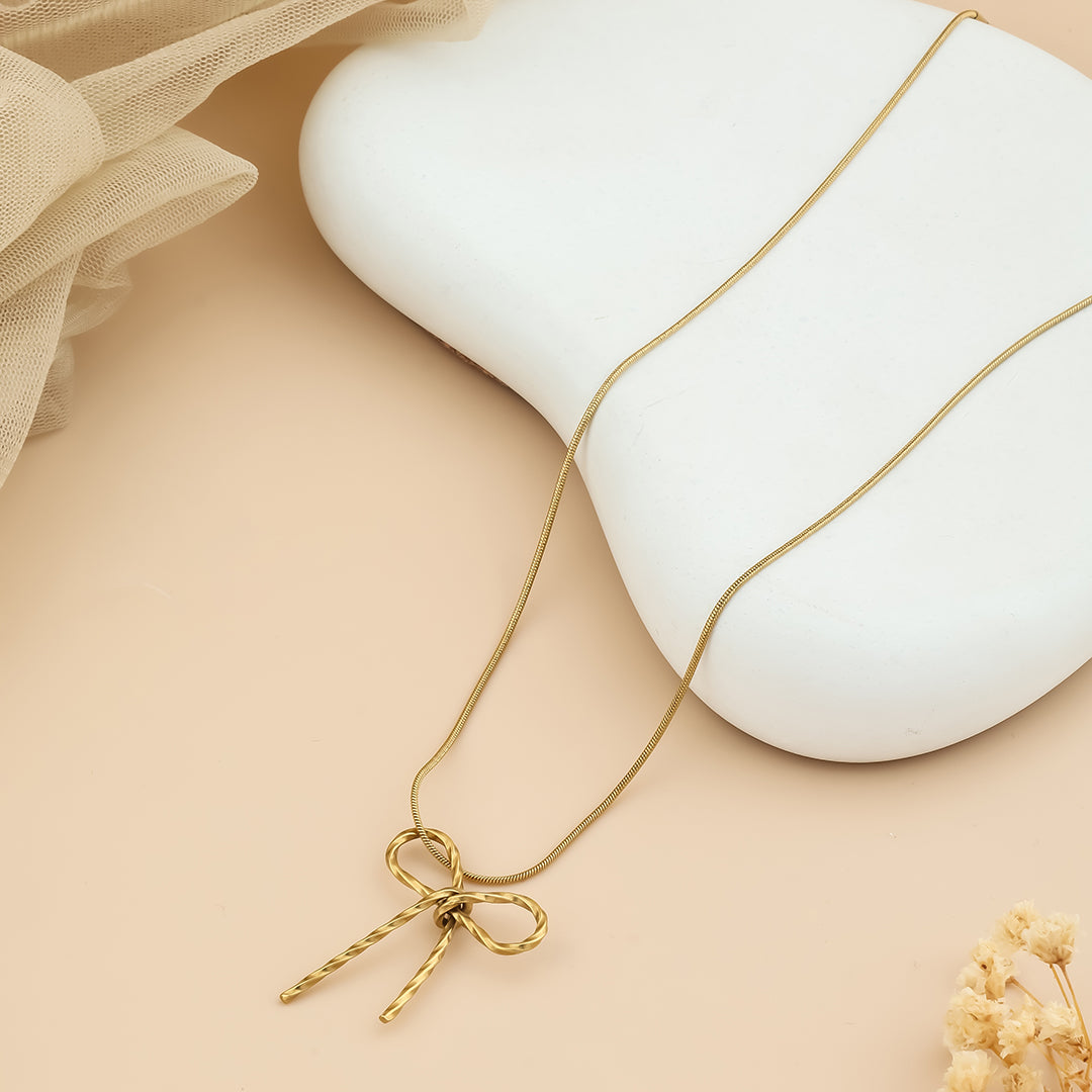 Ribbon Designer Locket Chain