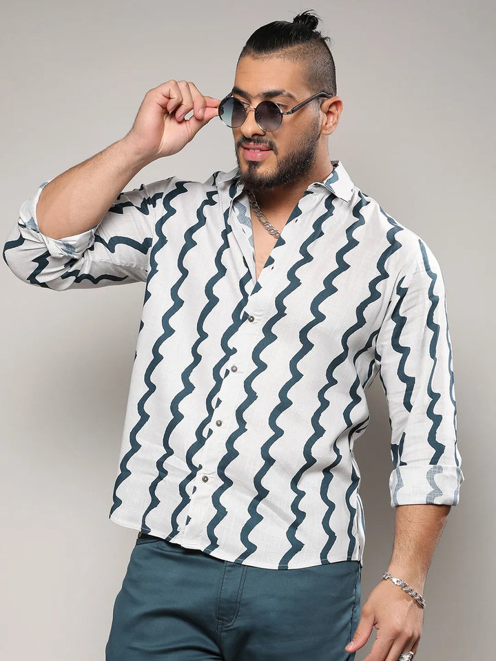 White & Navy Blue Contrast Paint Lines Shirt