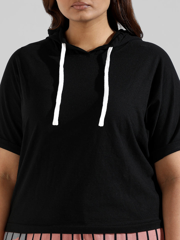 Solid Stylish Half Sleeve Hooded Neck Top