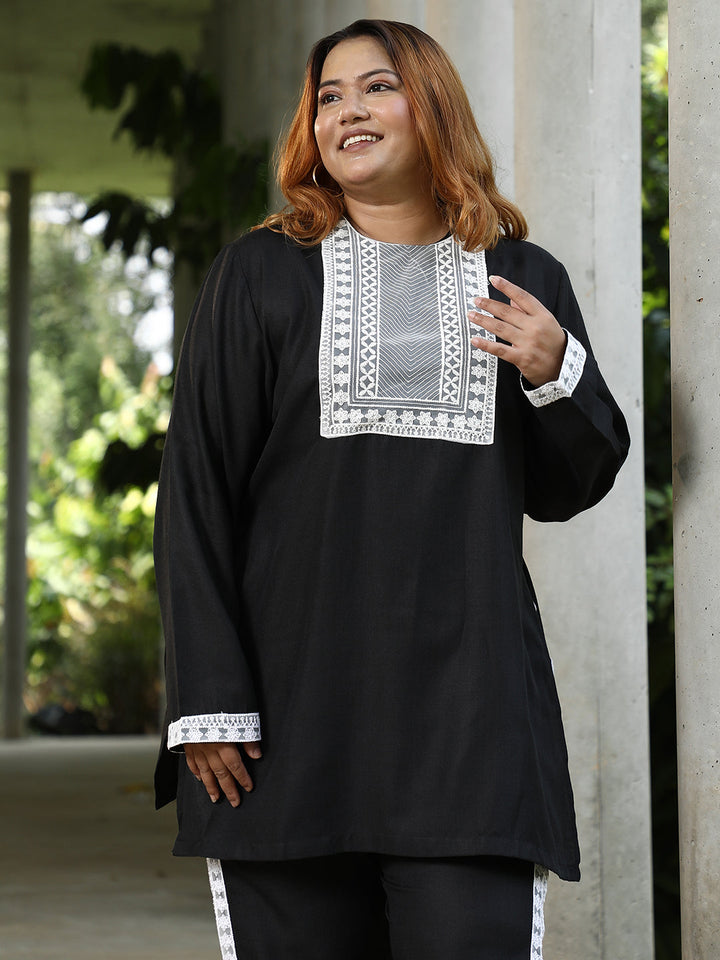 Schiffli-Block Kurta Set