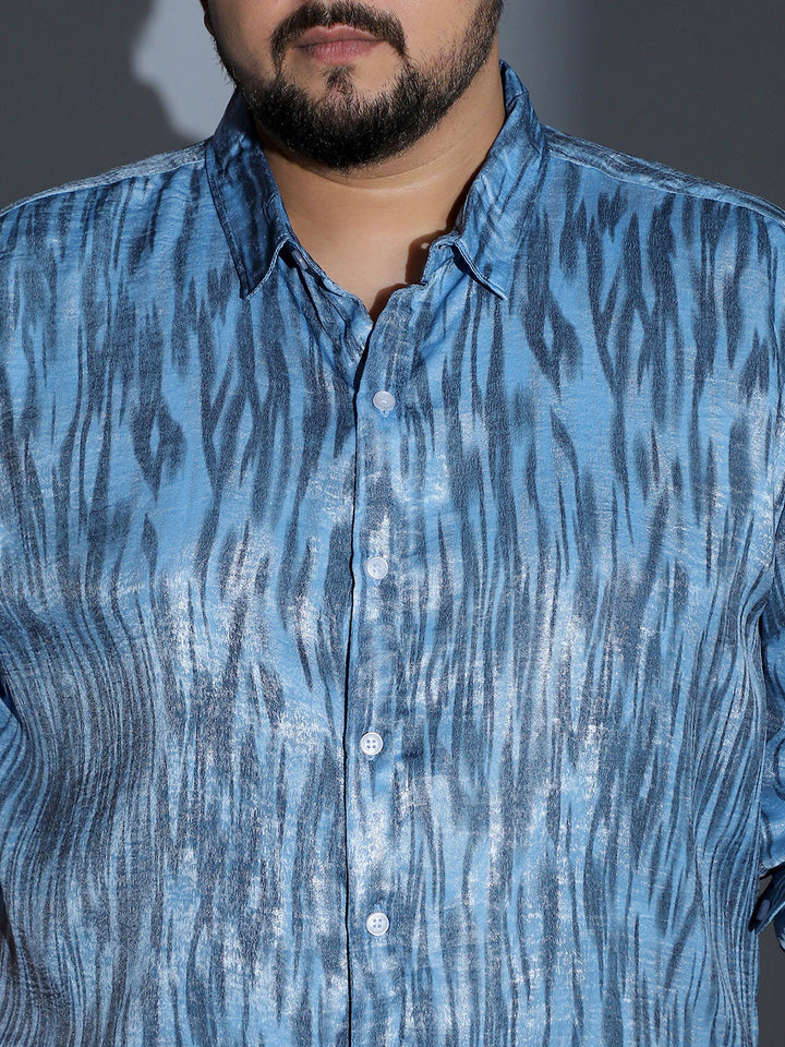 Contrast-Abstract Imprint Shirt