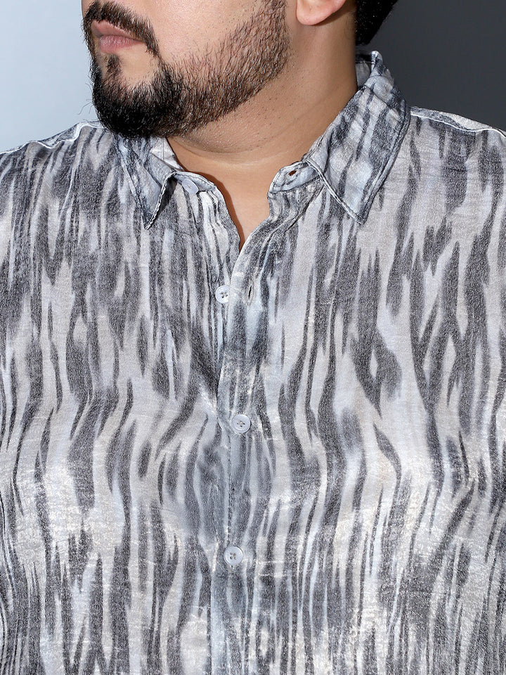 Contrast-Brush Imprint Shirt