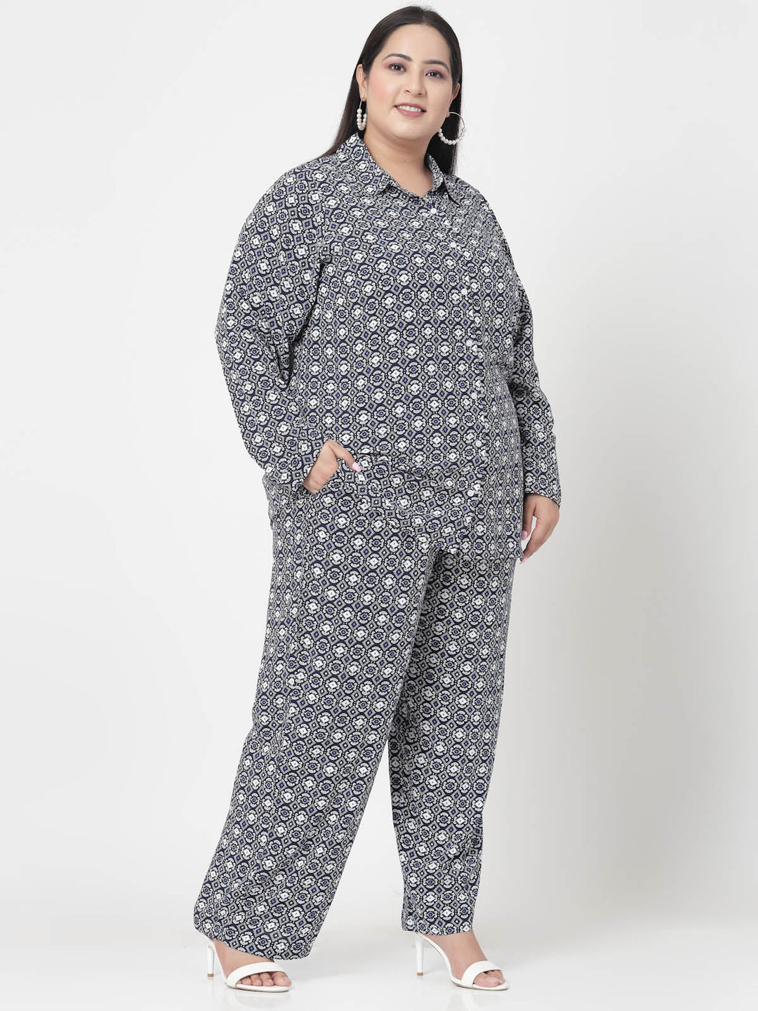 Plus Size  Abstract Printed Shirt & Trousers