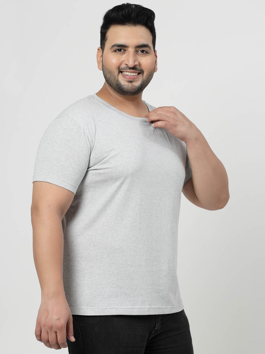Plus Size Men  Grey & Black Graphic Printed T-shirt