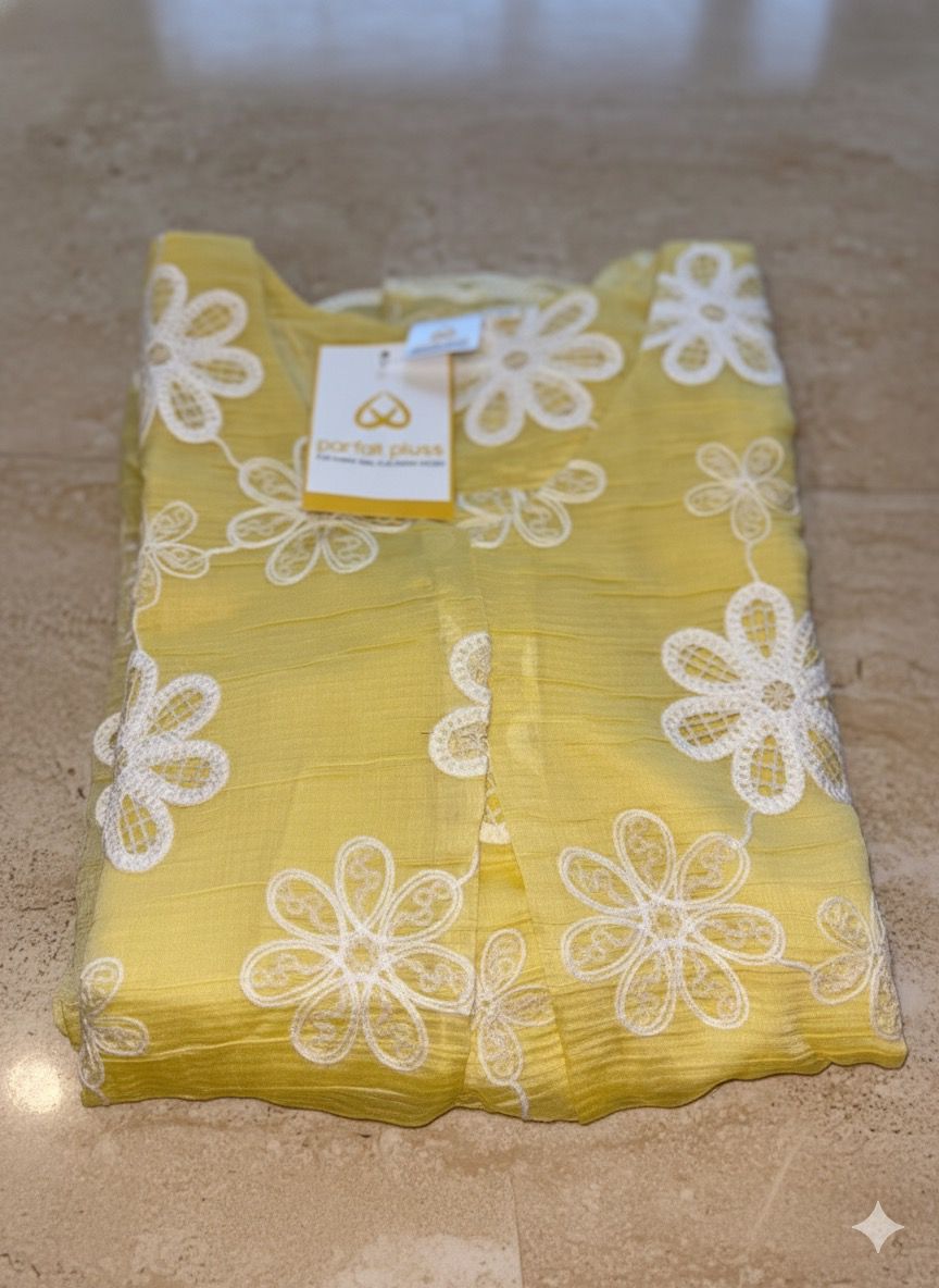 Parfait Pluss embroidered top